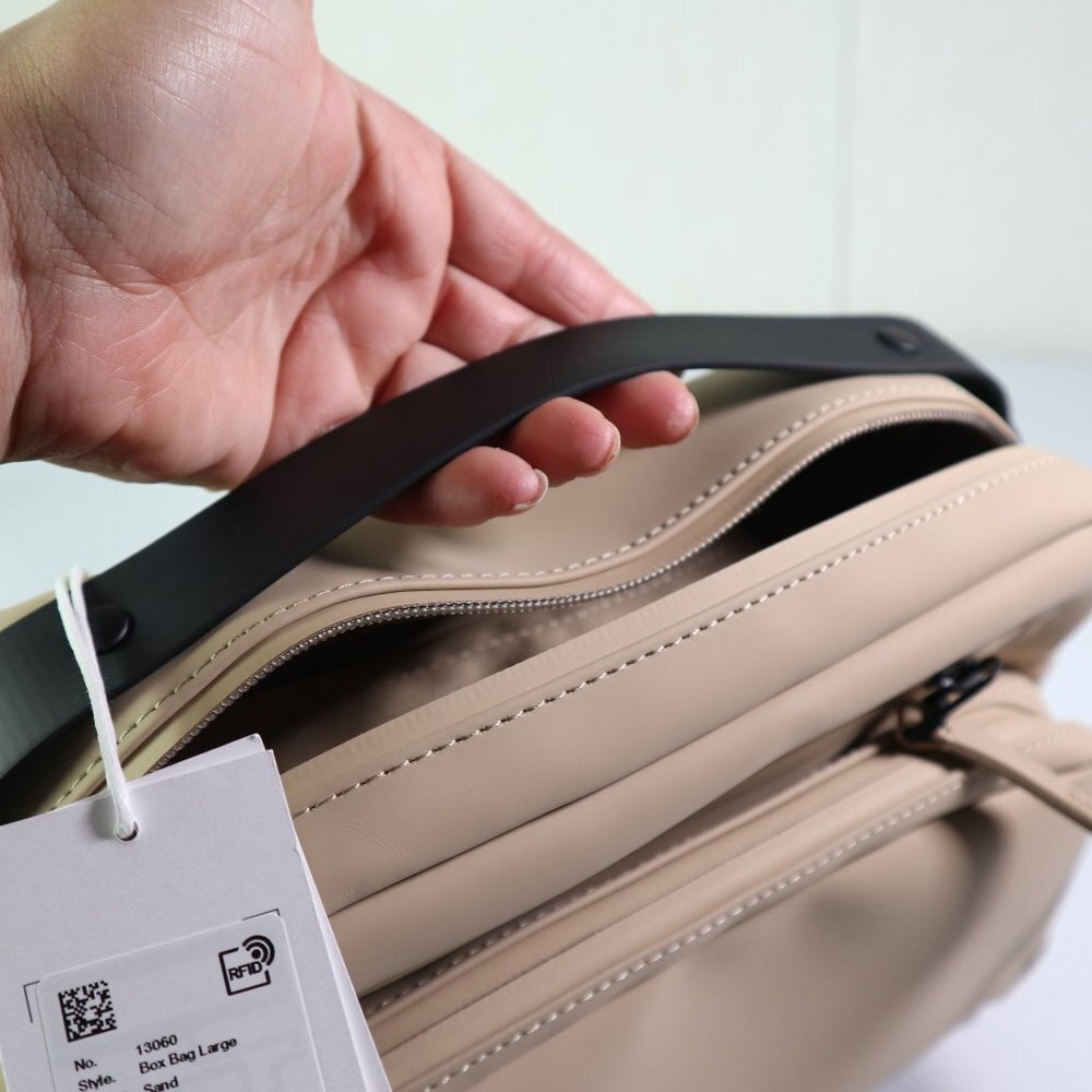 NEW Rains Cargo Box Bag Large Unisex - Picture 11 of 16